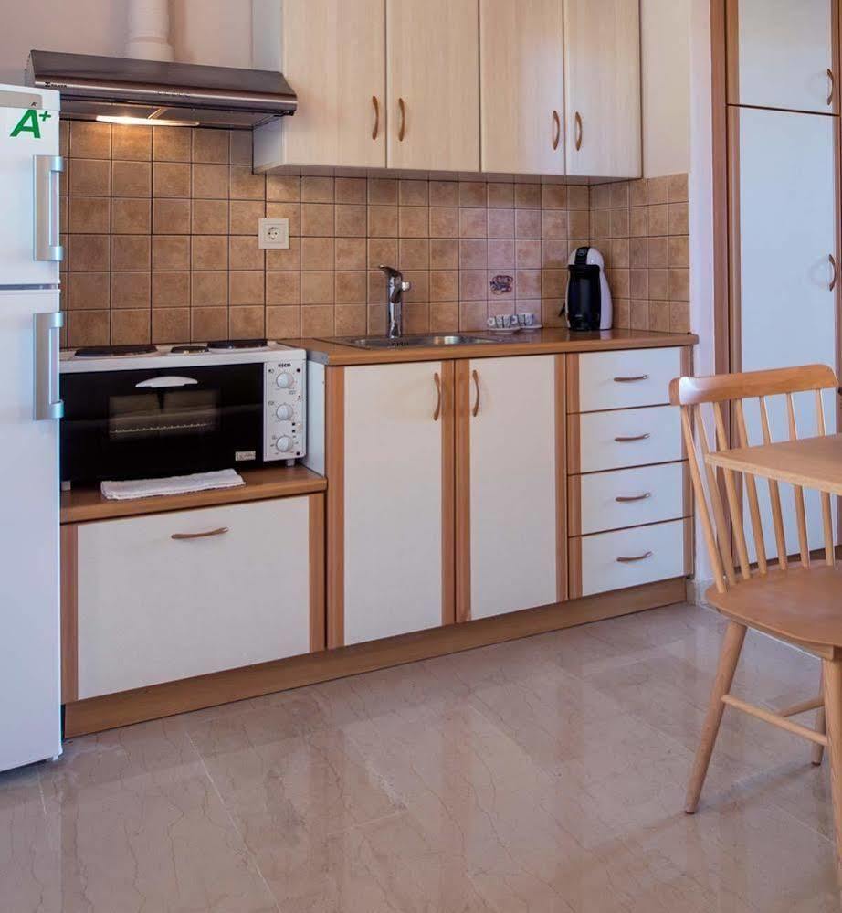 Krouzeri Beach Apartments Katávolos Extérieur photo